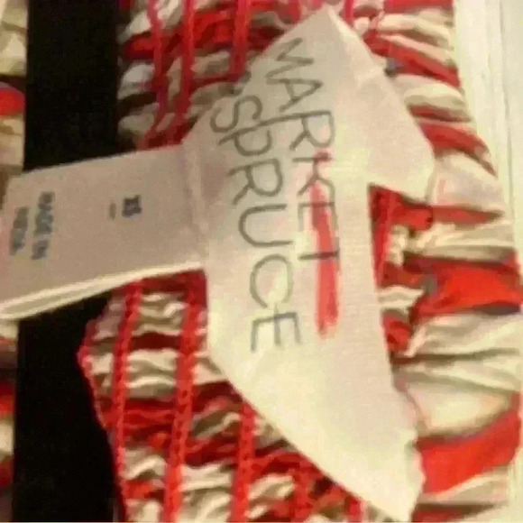 Market & Spruce Top X-Small Red ArgyleShort Slv Embroidered Off Shoulder Boho - Picture 4 of 4